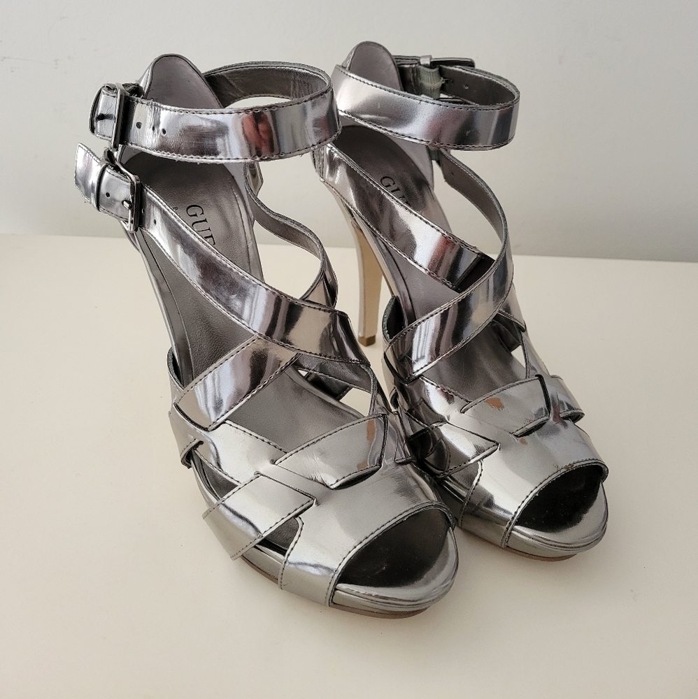 Silver Guess heels. Size 5